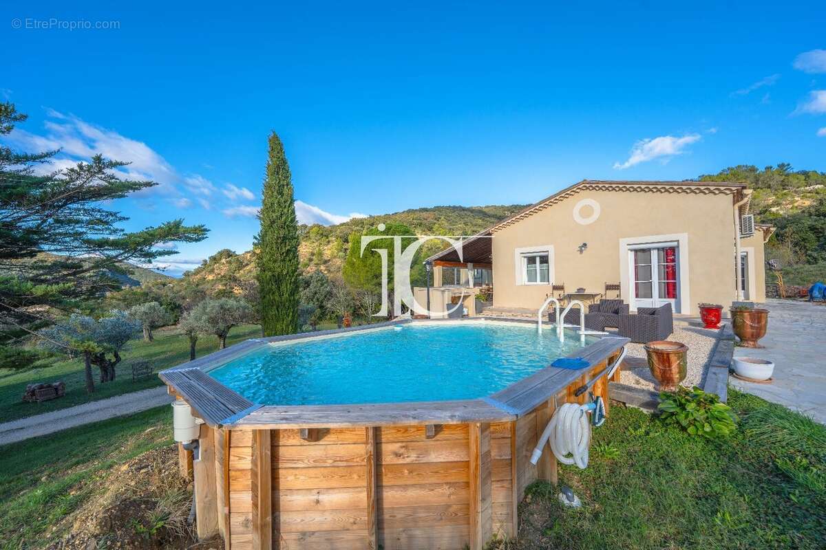 Maison à SAINT-ANDRE-DE-CRUZIERES