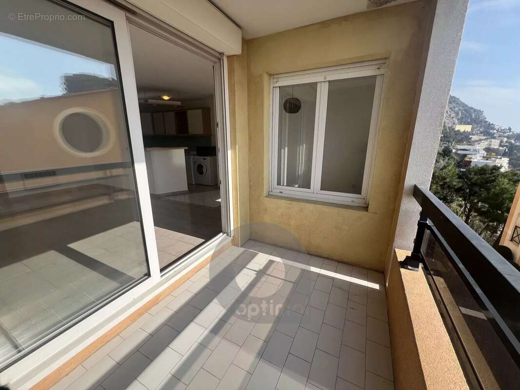 Appartement à BEAUSOLEIL