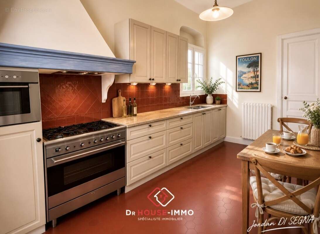 Maison 170 m² à Toulon  - photo 13
