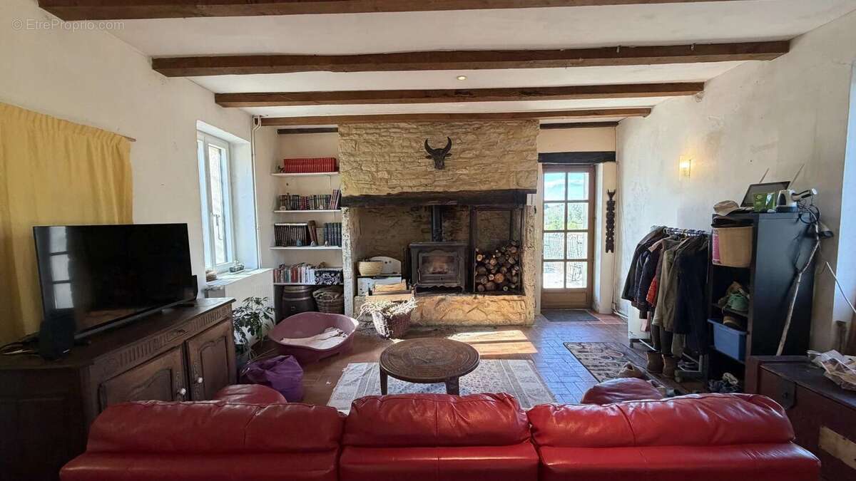 Maison à GOURDON