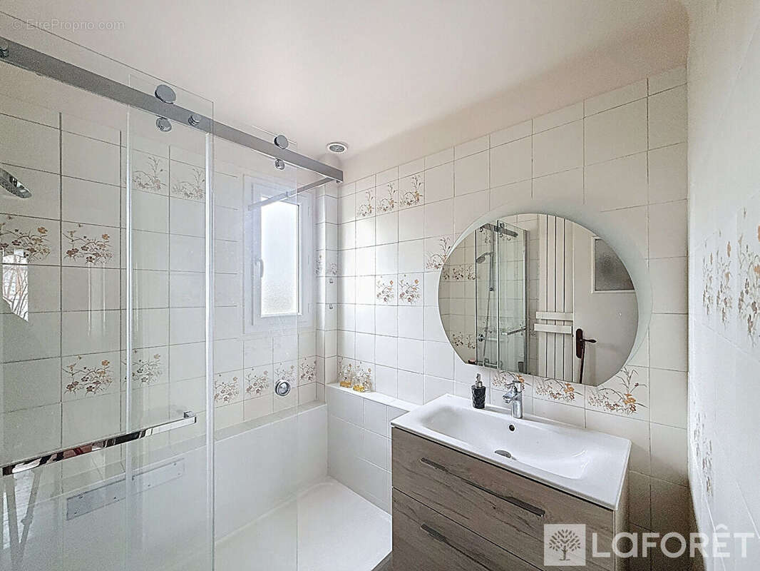 Maison à VILLIERS-SUR-MARNE