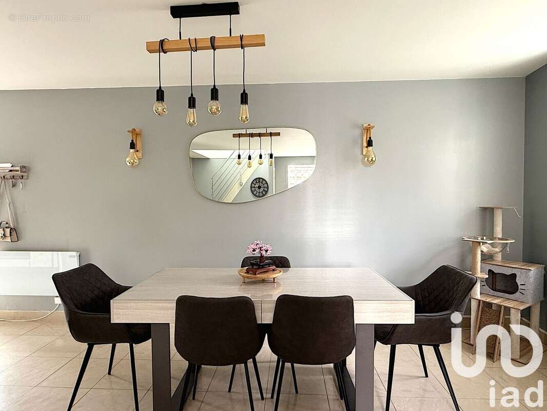 Photo 3 - Maison à LE PERRAY-EN-YVELINES