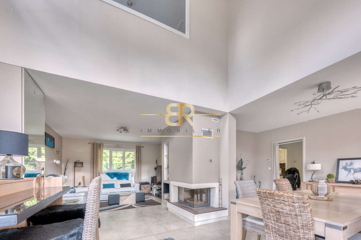 Maison à SUCY-EN-BRIE