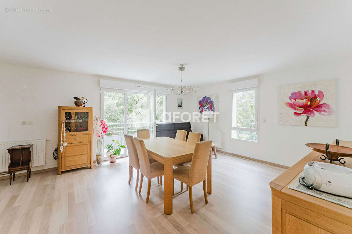 Appartement à COURCHELETTES