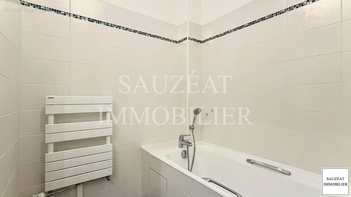 Appartement à MONTROUGE