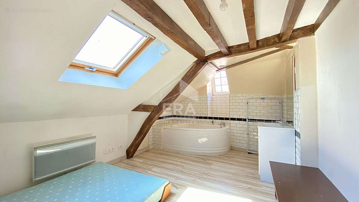 Immeuble de rapport 136m² à laval - photo 10