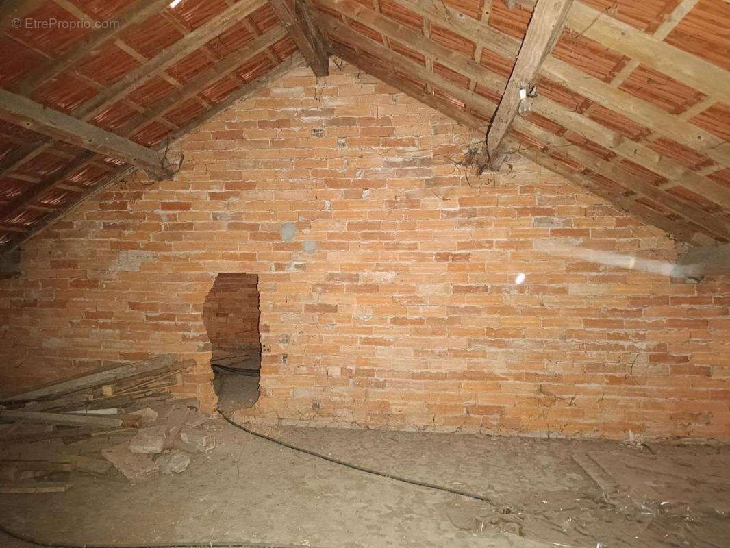 Maison à SAVIGNY-EN-REVERMONT