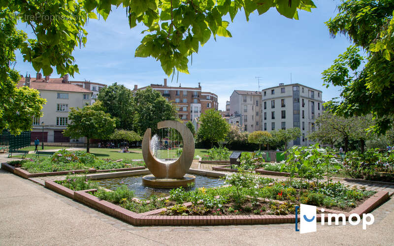 Appartement à PARIS-20E
