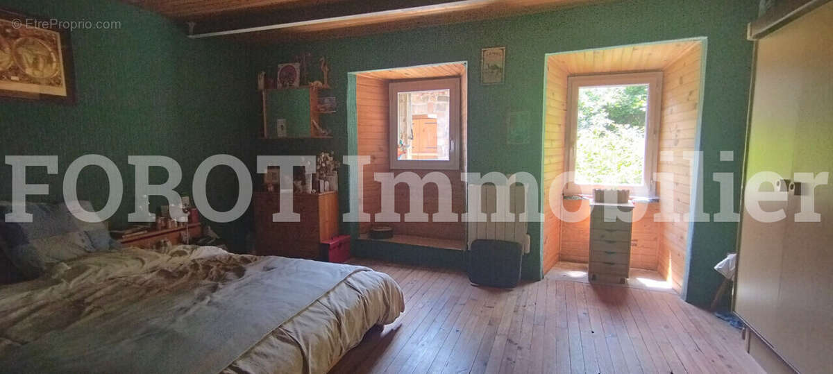 Maison à LA ROCHETTE