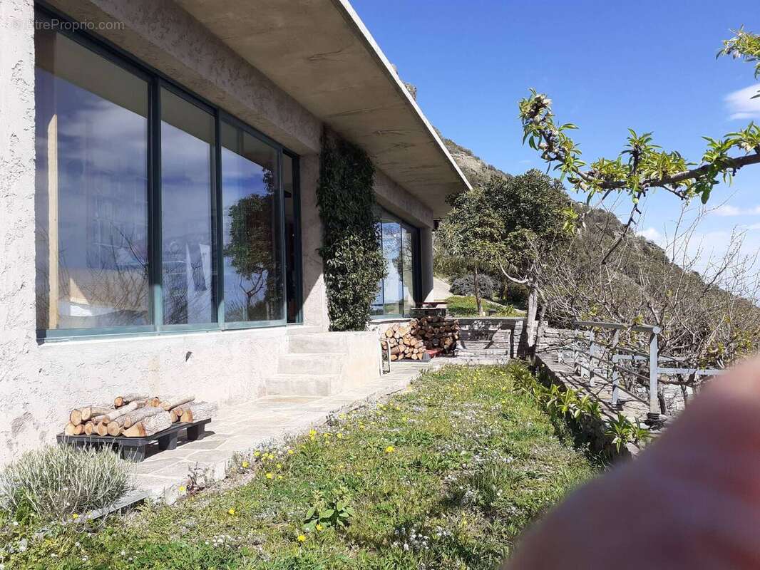Viager Occupé Villa en CORSE (Ville di Pietrabugno 20200) sur F de 77 ans - photo 2