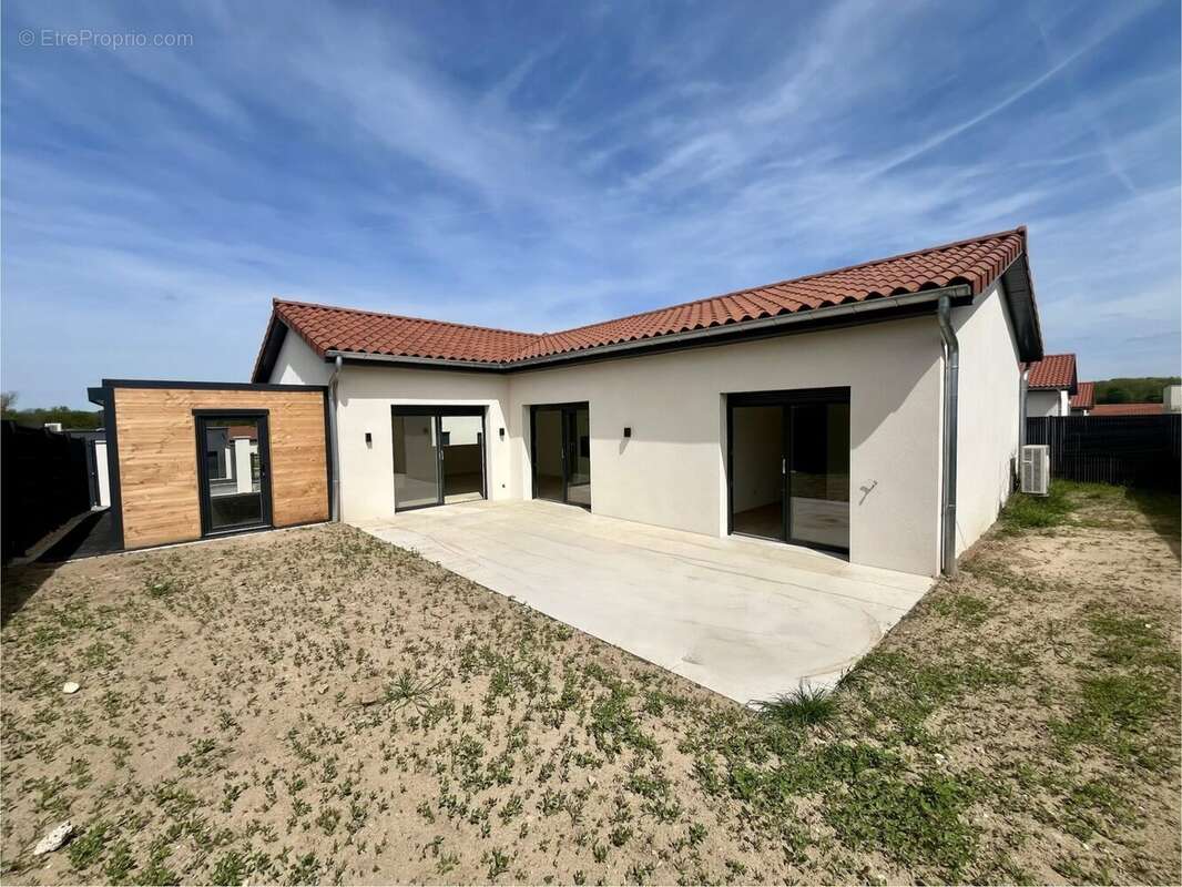 Maison à FEURS