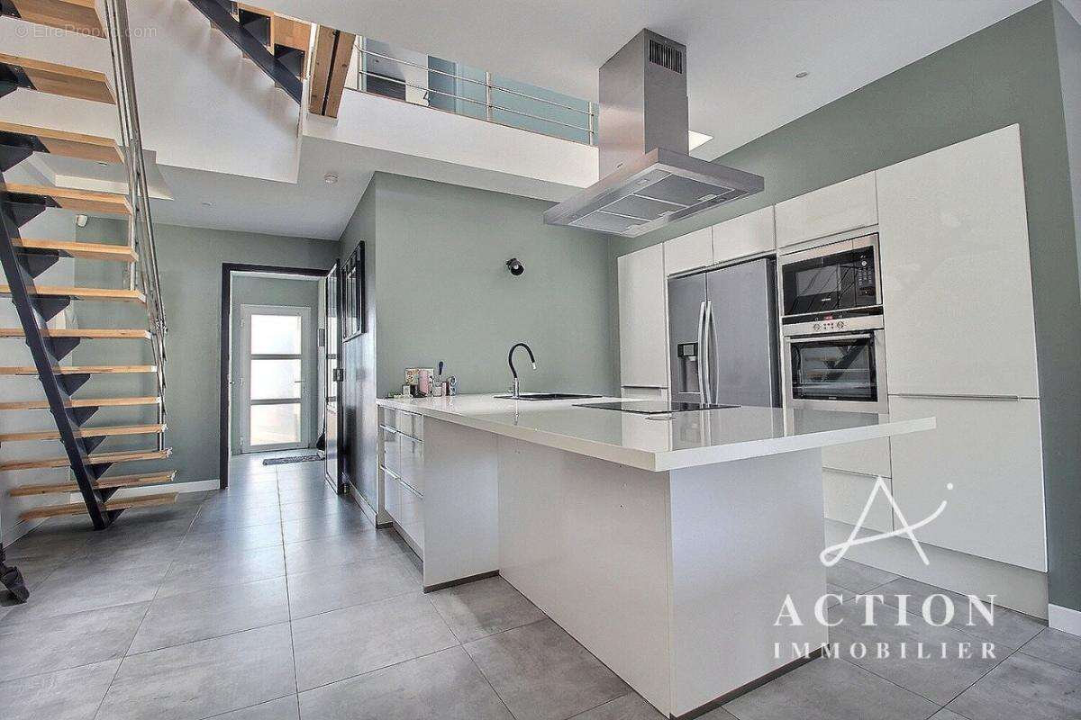 Maison à LYS-LEZ-LANNOY