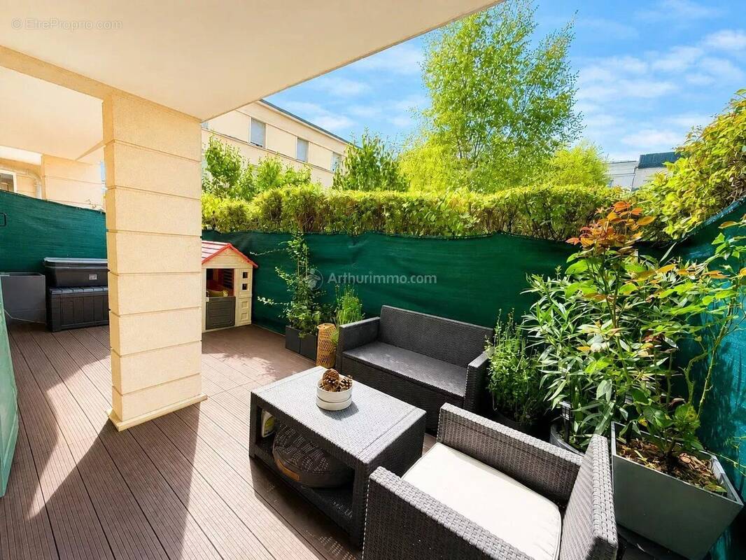 Appartement à SERRIS