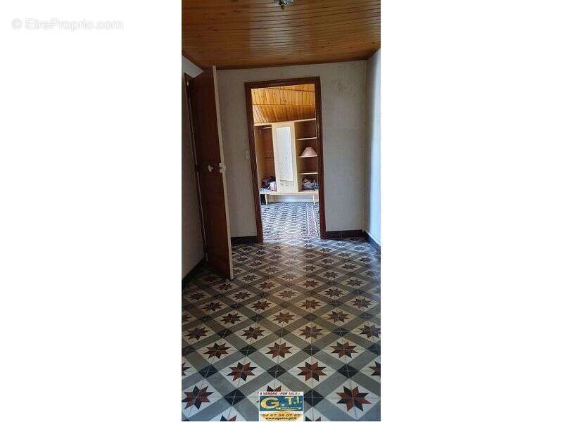 Maison à SAINT-CHINIAN