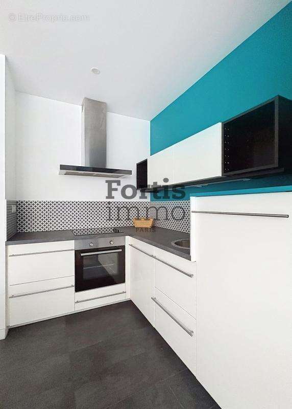 Appartement à PARIS-4E