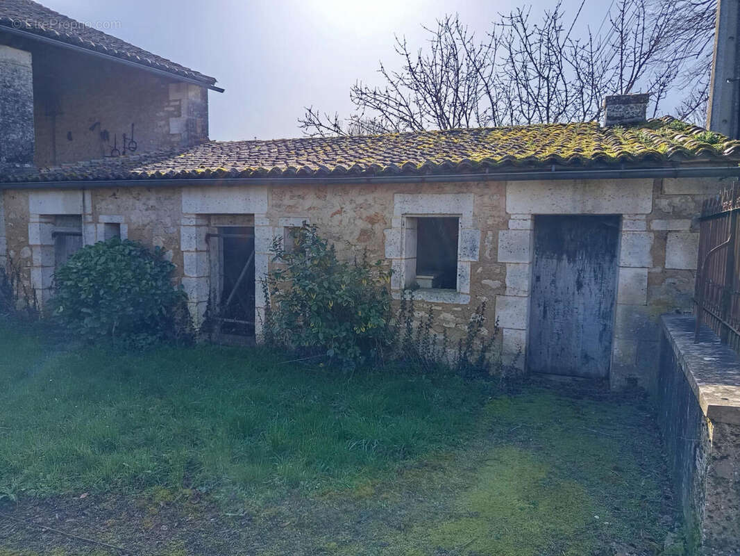 toits - Maison à BOUEX