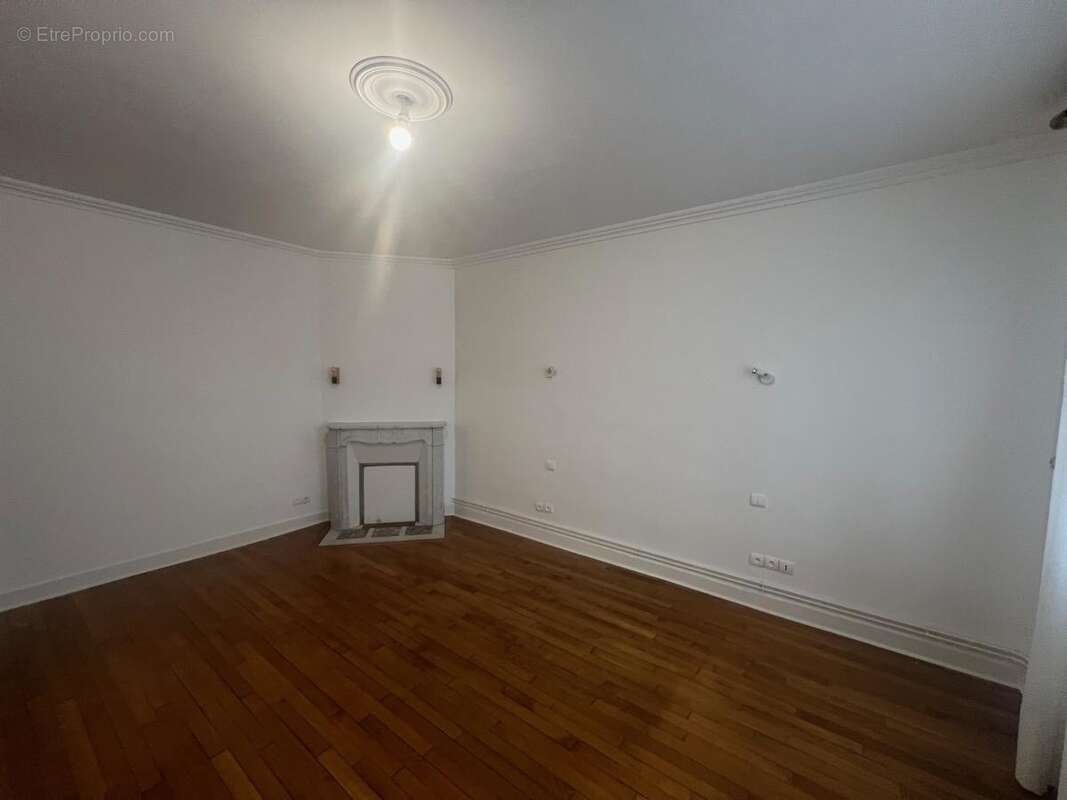 Appartement 110 m² à Lisieux  - photo 8
