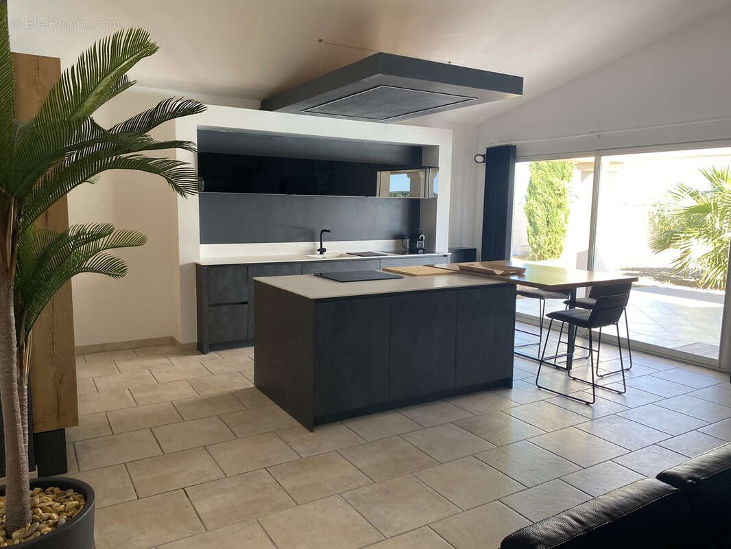 Maison à SAINT-GENIES-DE-MALGOIRES