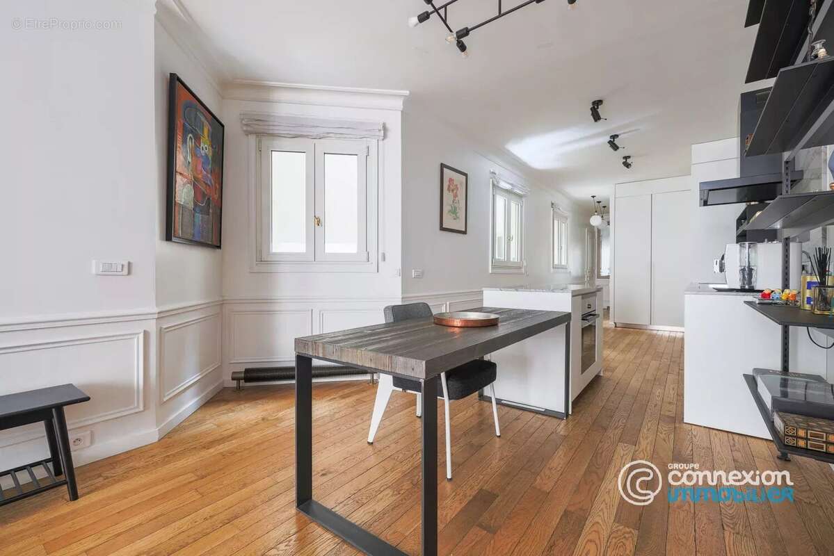 Appartement à PARIS-6E