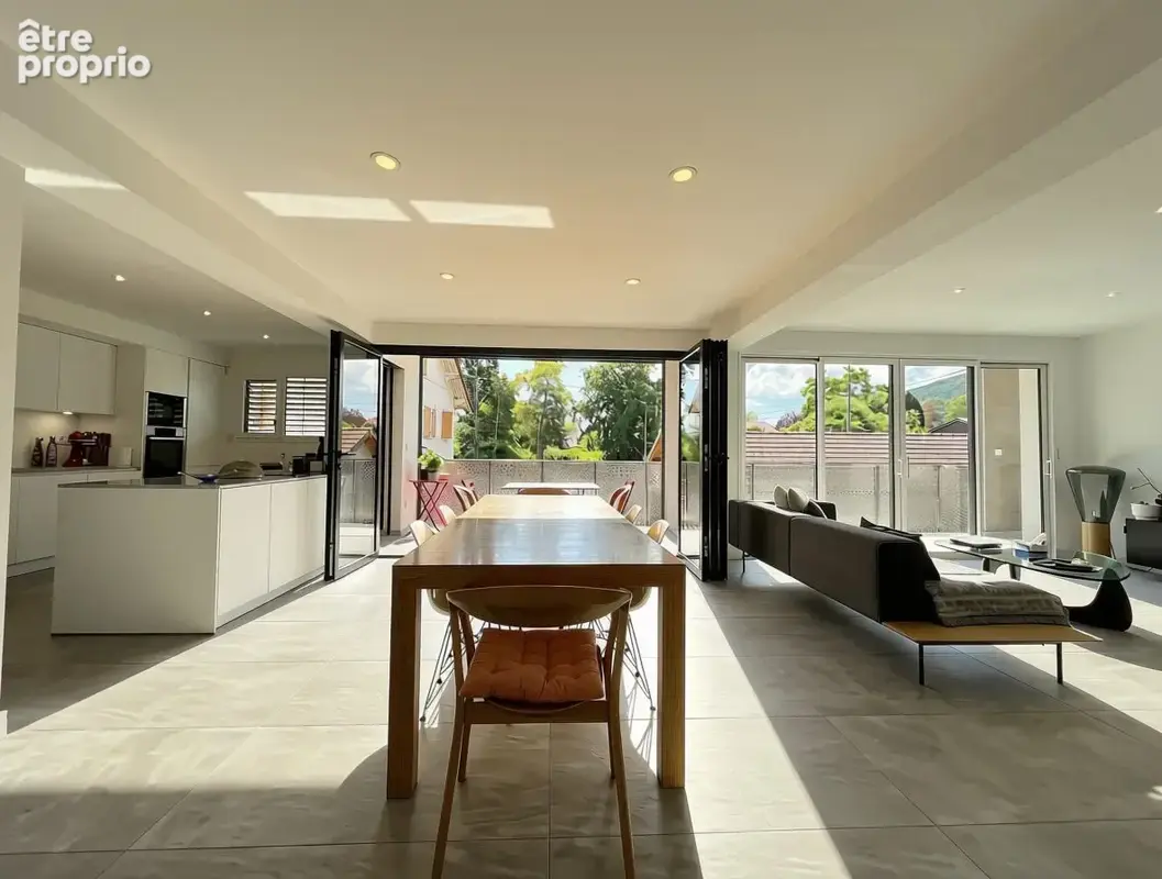 Maison 189 m² à Divonne-Les-Bains  - photo 4