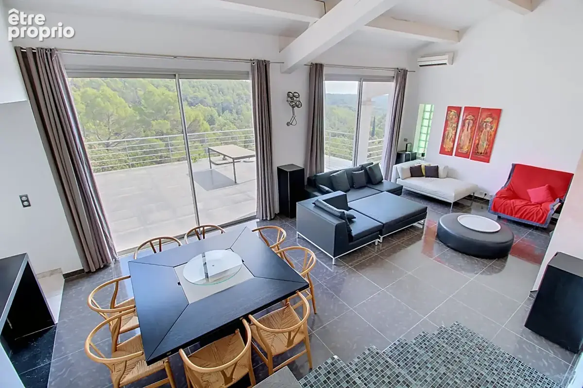 A VENDRE Maison Draguignan 5 pièces 158 m2 avec piscine - photo 4