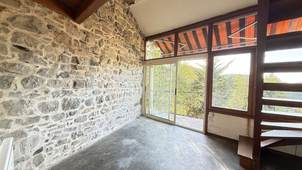 Maison à SAINT-SEBASTIEN-D'AIGREFEUILLE