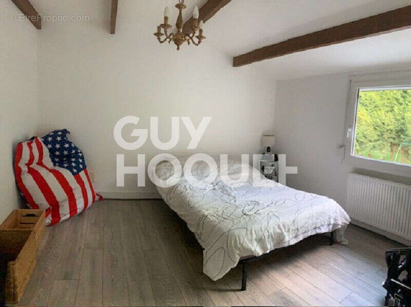 Maison à MONTSAUCHE-LES-SETTONS