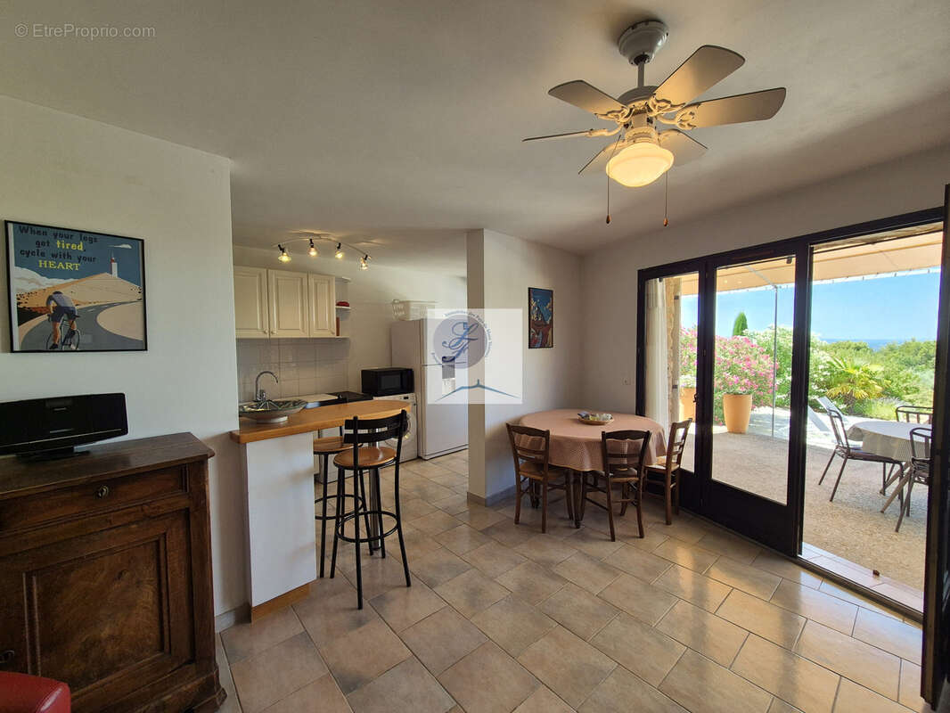 Bedoin, Mas 175m2 - 5 pièces -Terrain 3700m2, piscine - Vue exceptionnelle ! - photo 21