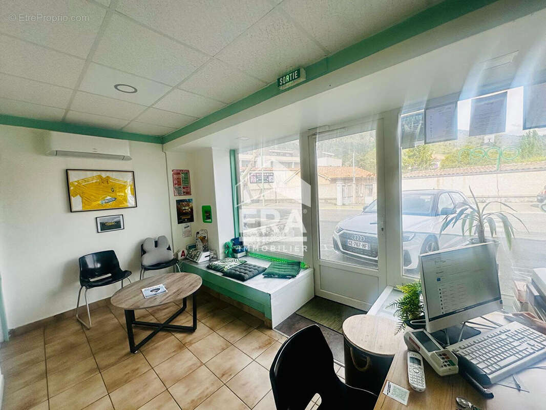 Local commercial 50m² à sisteron - photo 2