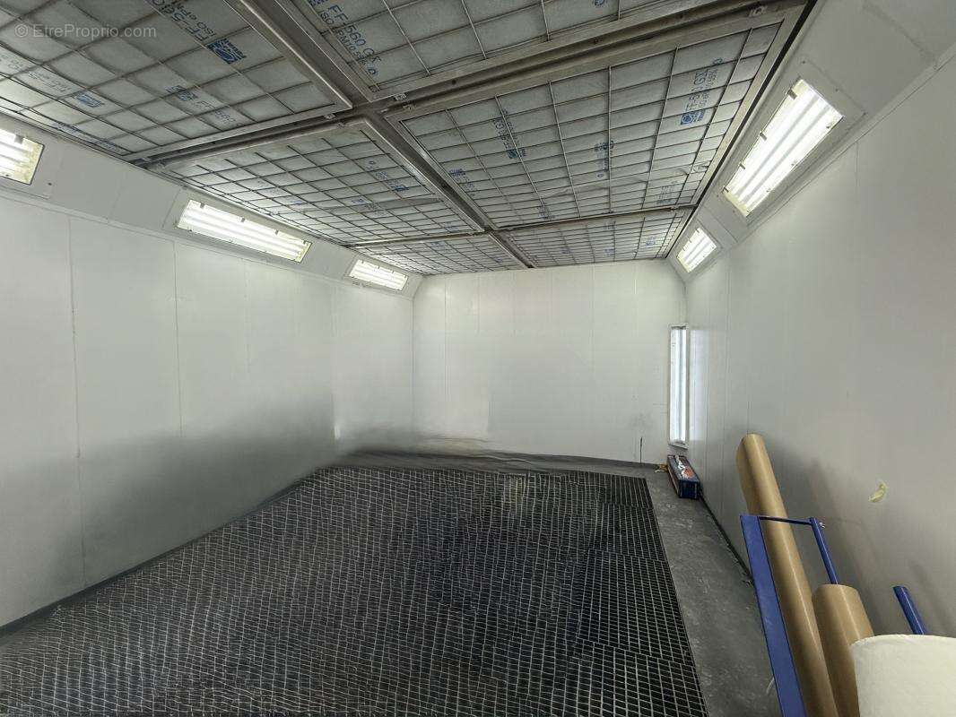 Commerce à BRIE-COMTE-ROBERT