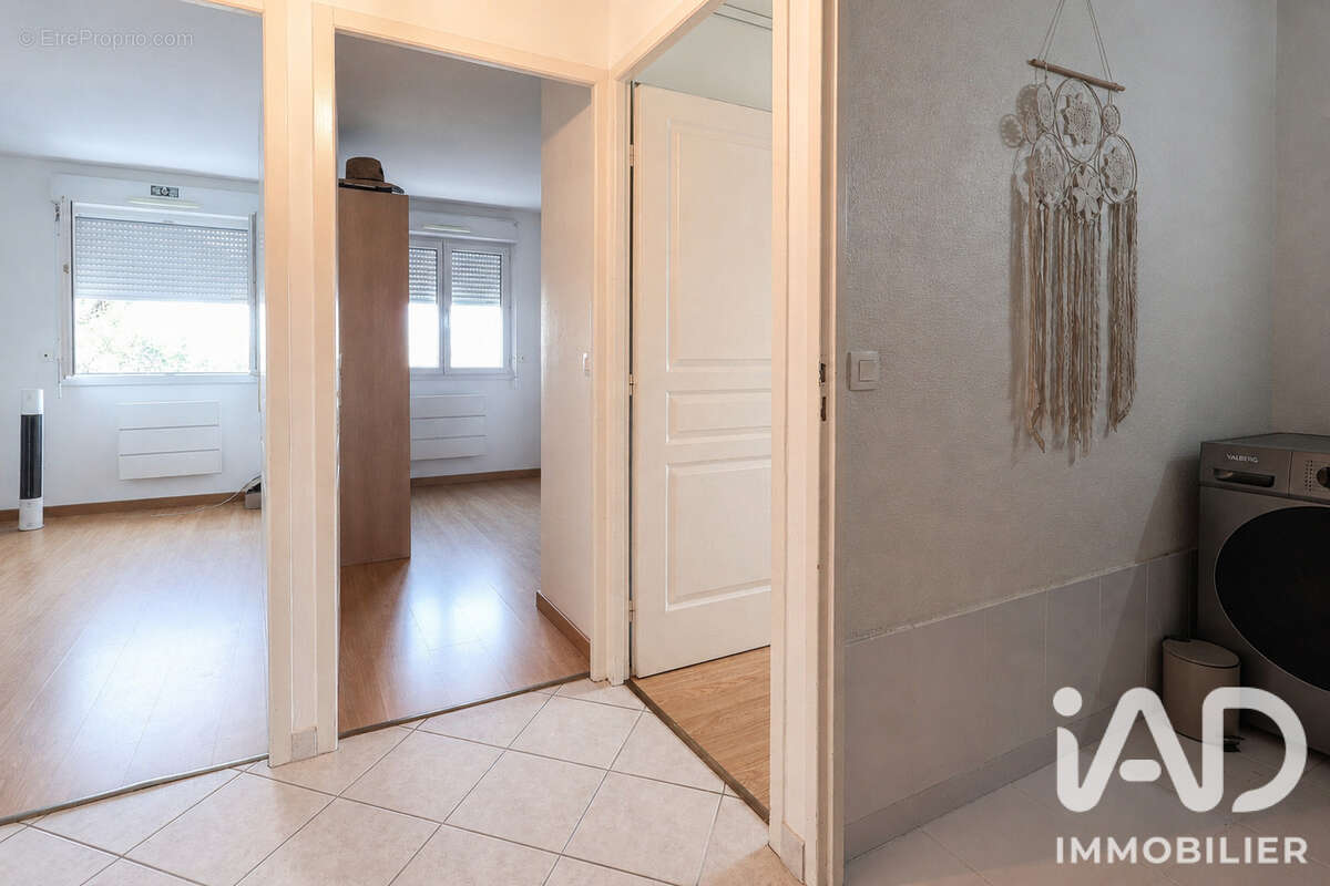 Appartement 82 m² à Vers  - photo 6