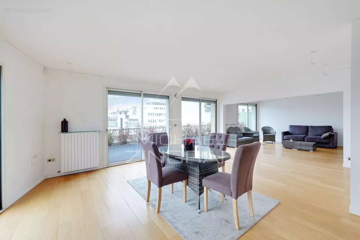 Appartement à PARIS-6E