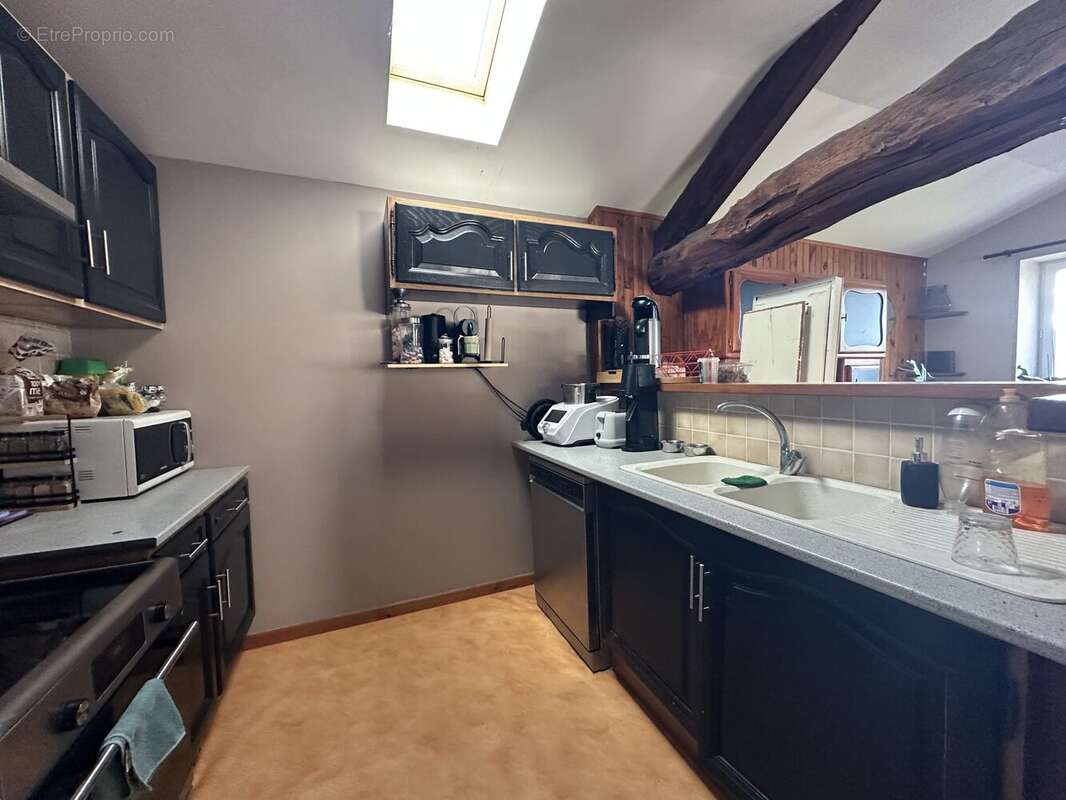 Cuisine (location)  - Maison à BEAUJEU