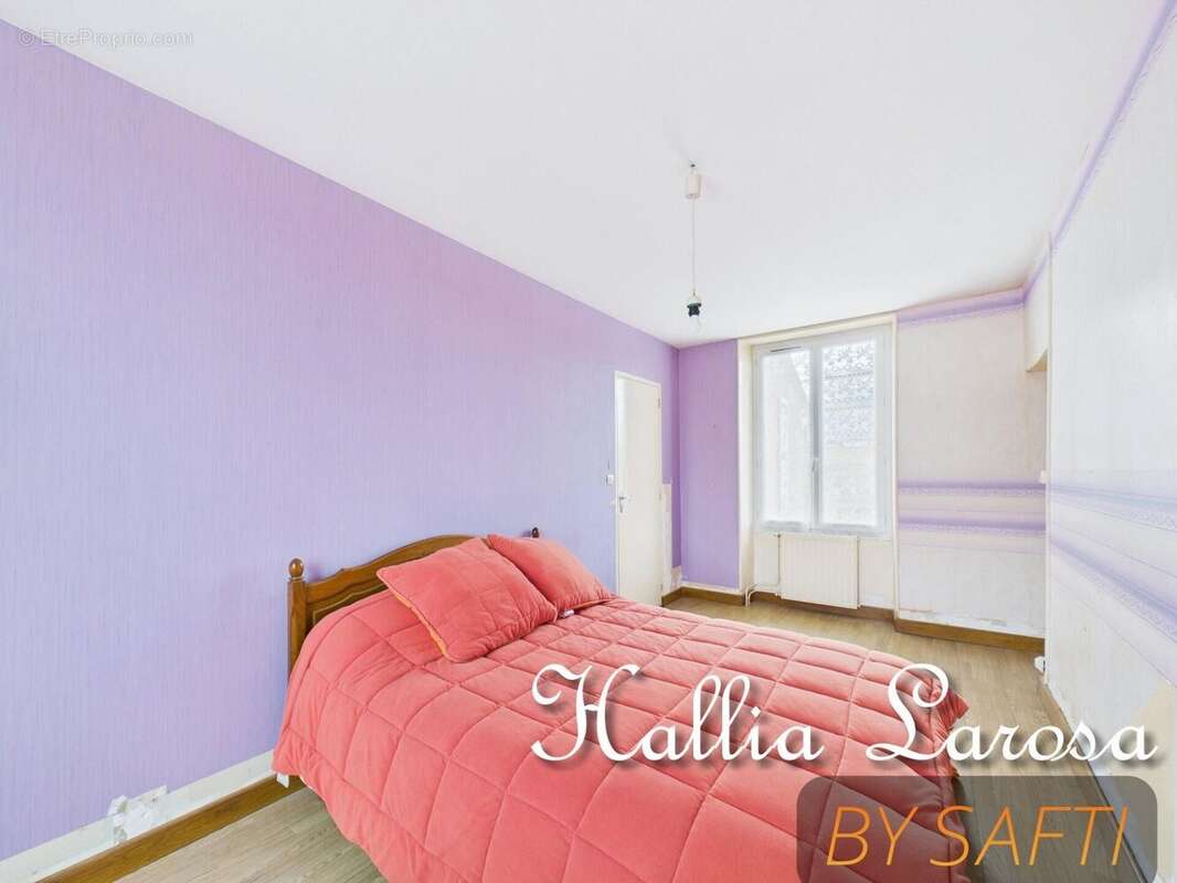 Photo 7 - Maison à LUSSAC-LES-CHATEAUX