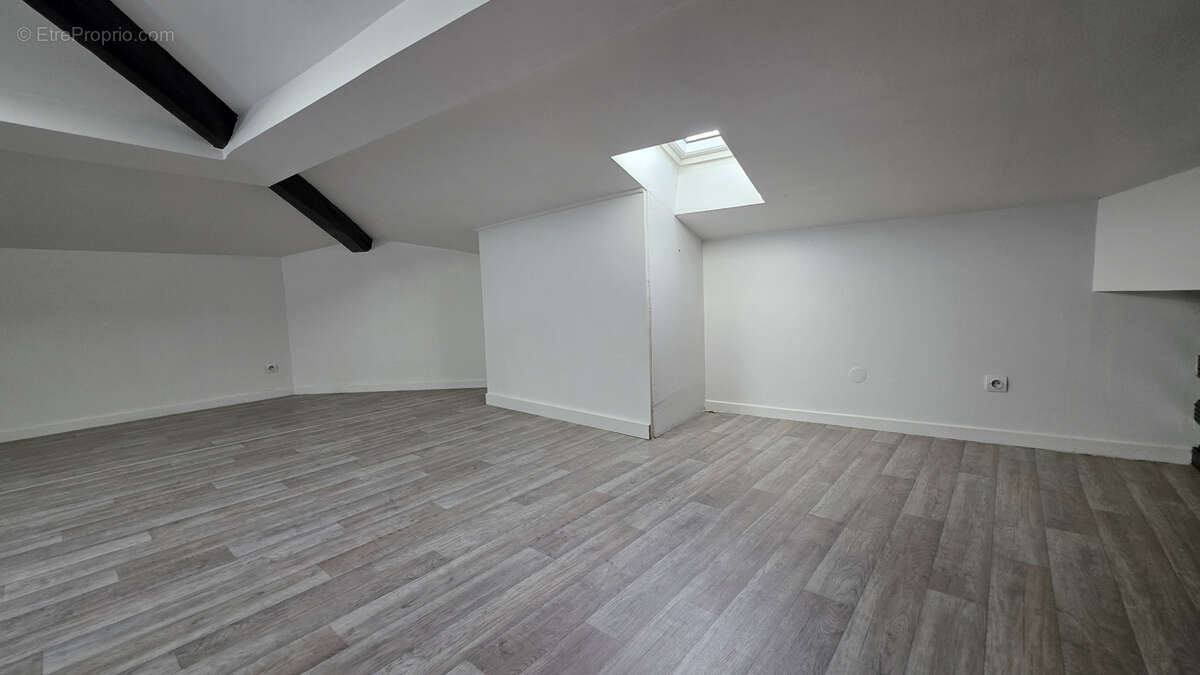Appartement à MIONS