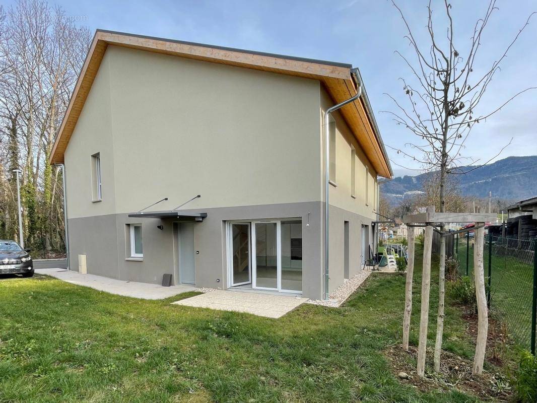 Maison à PERRIGNIER