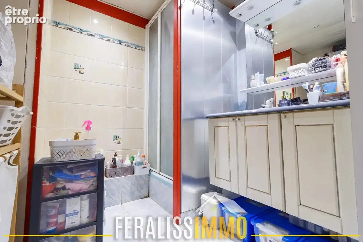 Appartement F4 avec jardin privatif et box ! - photo 9