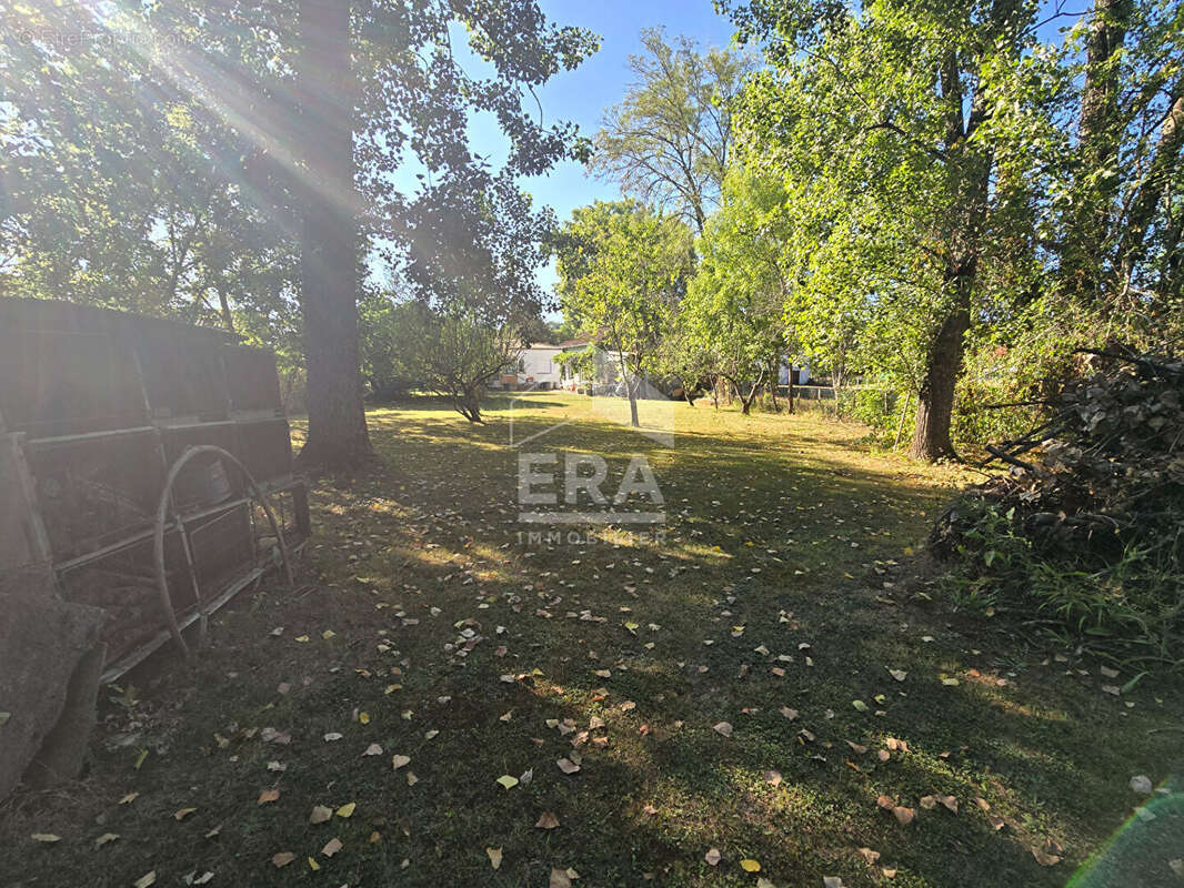 Maison à MONTPON-MENESTEROL