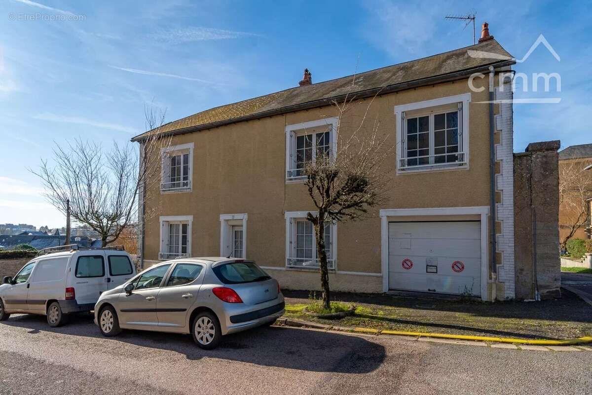 Maison à CHATEAU-CHINON(VILLE)