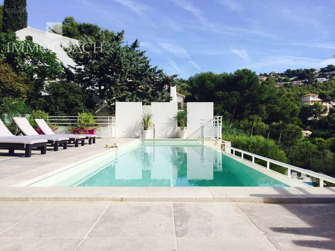 Maison à HYERES