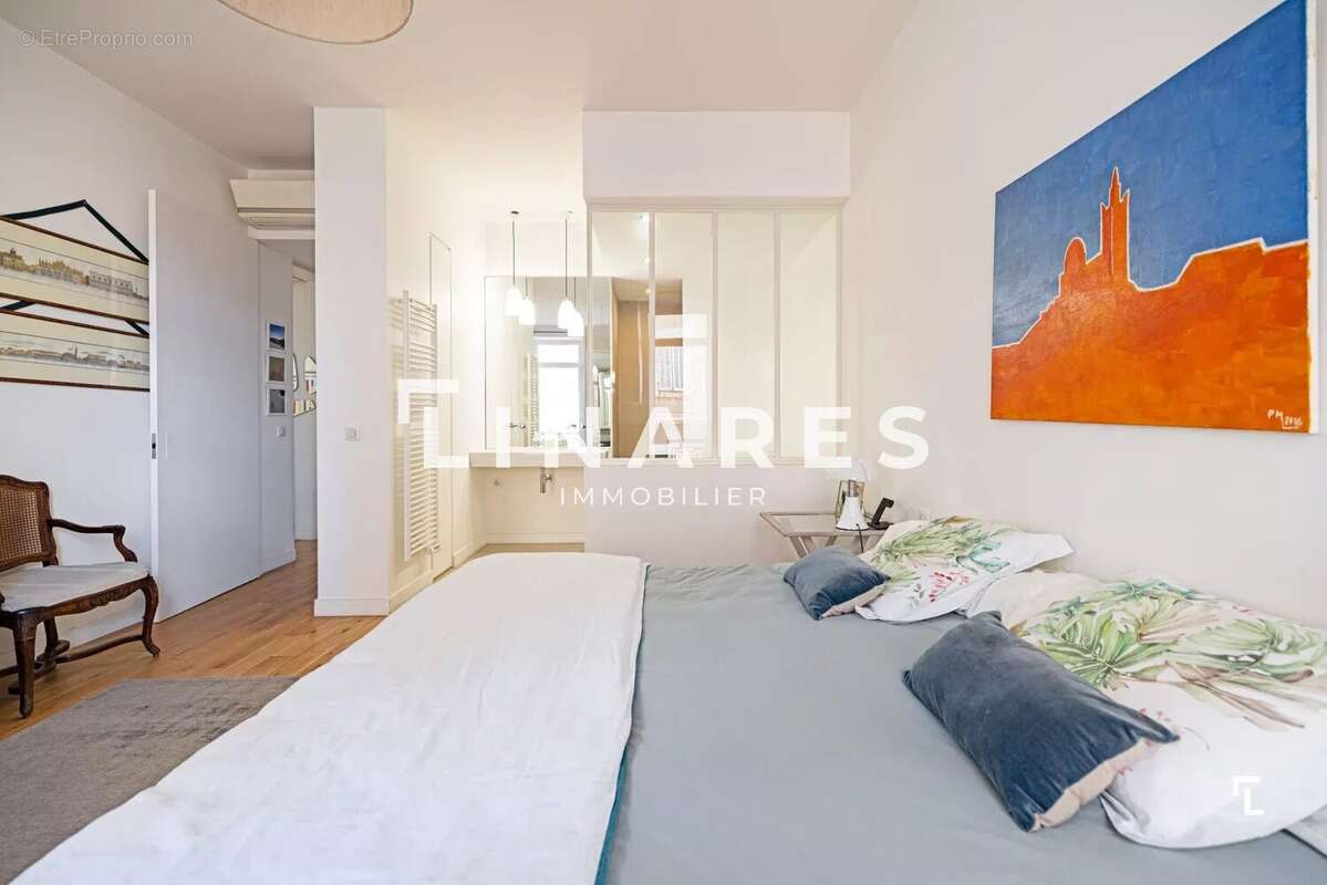 Appartement à MARSEILLE-6E