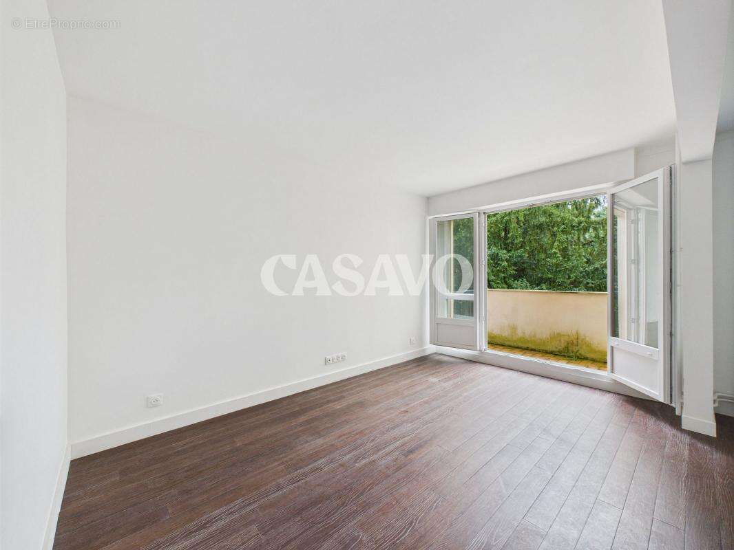 Appartement à SAINT-MAUR-DES-FOSSES