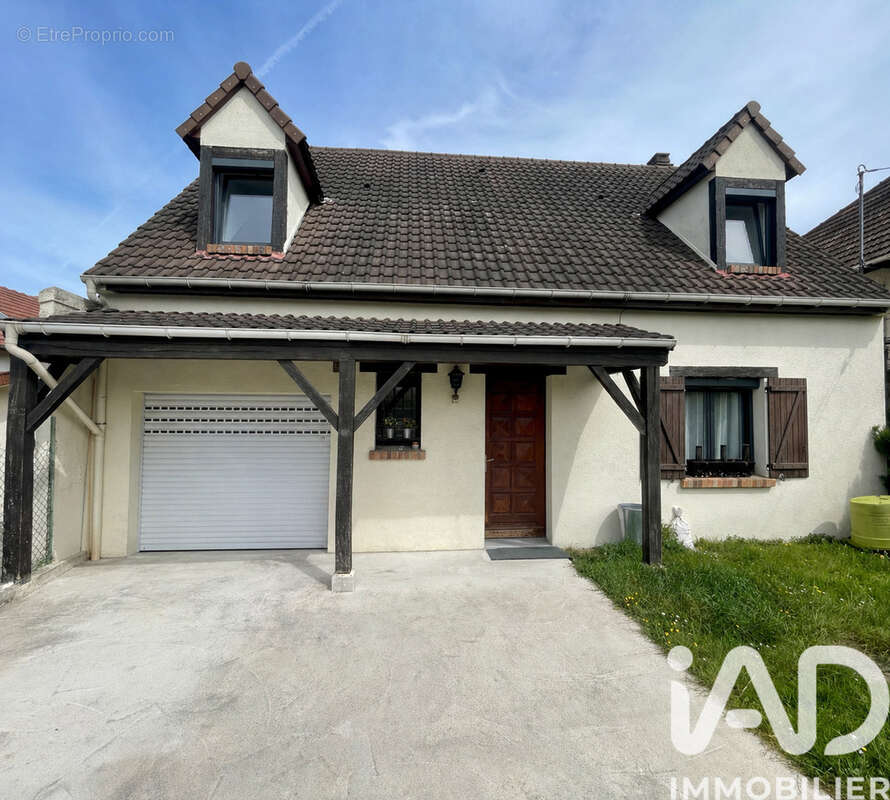 Photo 2 - Maison à MITRY-MORY