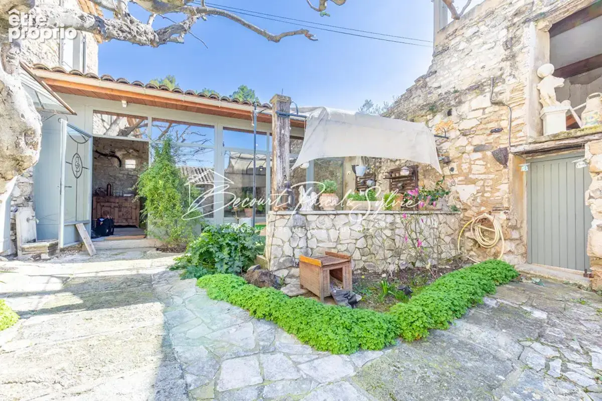 Velleron -ancienne bergerie de caractère - 208 m² -piscine - nouveau prix - photo 3