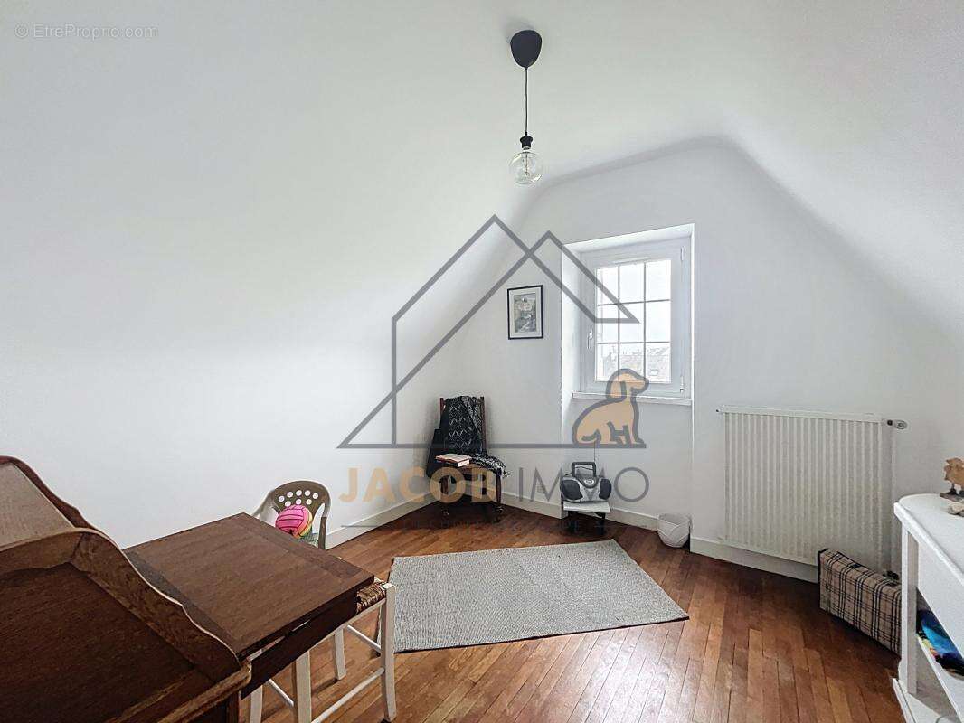 Maison familiale de caractère au cœur de Milizac - photo 12