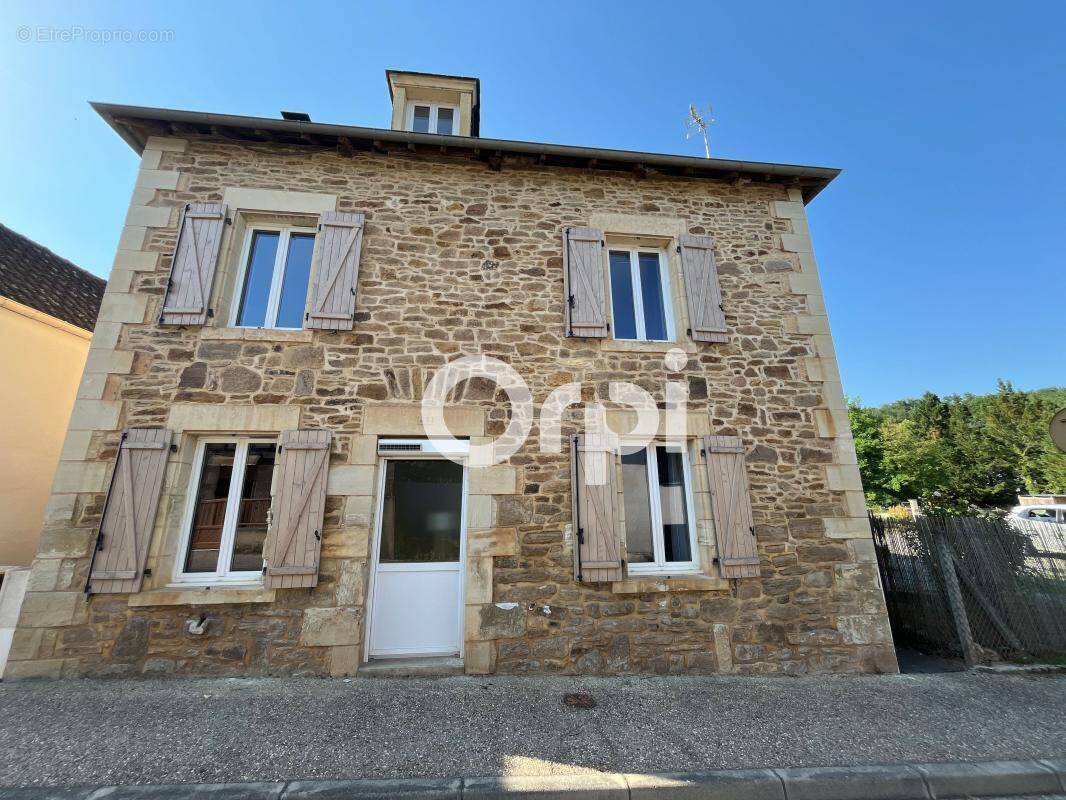 Maison à CUBLAC