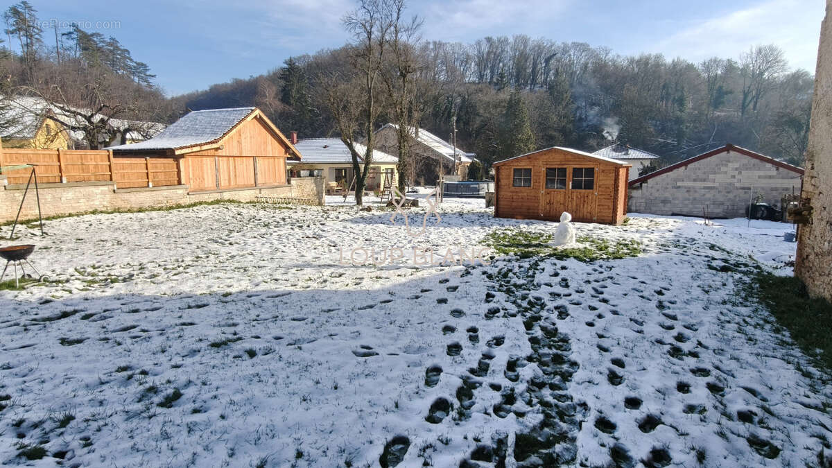 Maison à MEDIERE