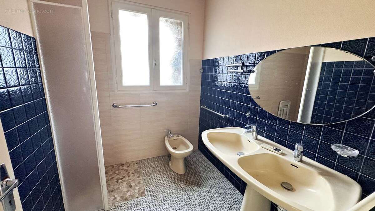 Maison à CASTILLON-LA-BATAILLE