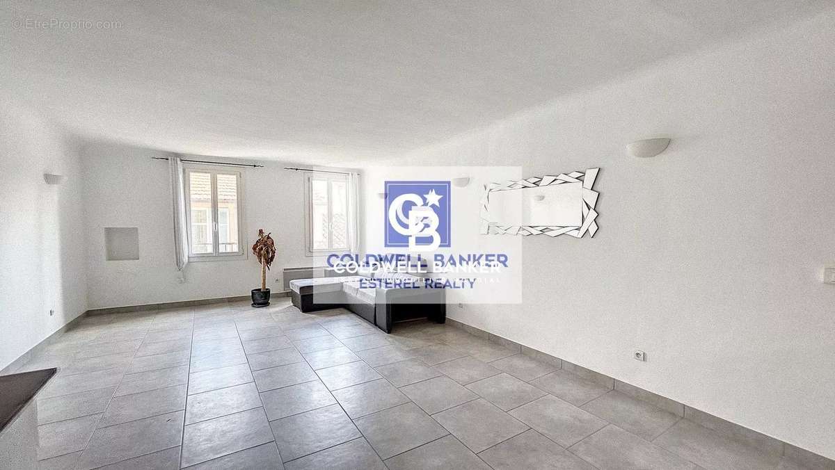 Appartement à FREJUS