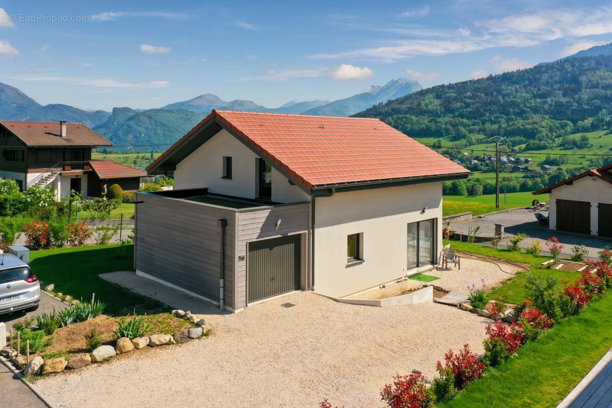 Maison à FAVERGES